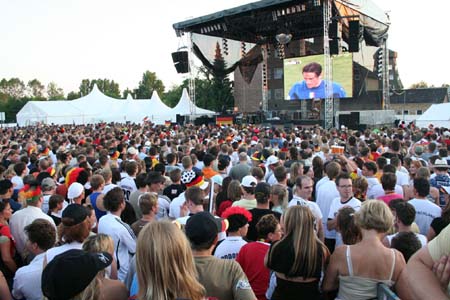 Kraft Leinwand 4.7.2006